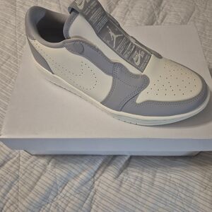 Nike Women's White and Gray Athletic Shoes